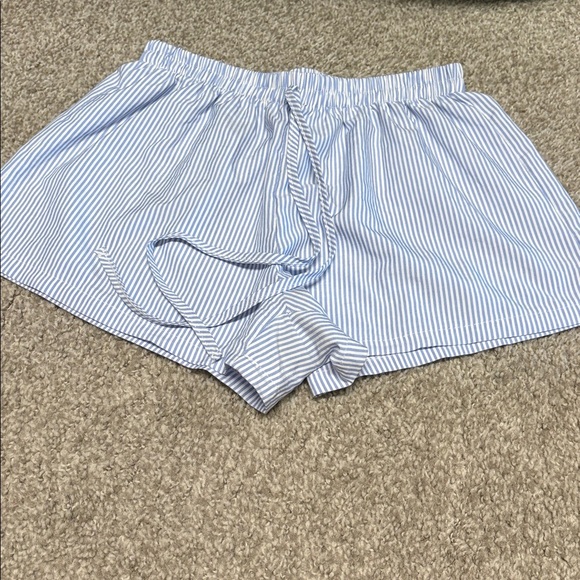 Blue & White Striped poplin Shorts cotton blend material with elastic waistband - Picture 7 of 8
